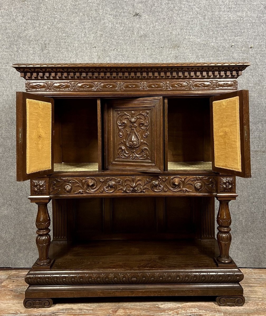 cabinet dressoir style Renaissance en noyer et chêne circa 1850