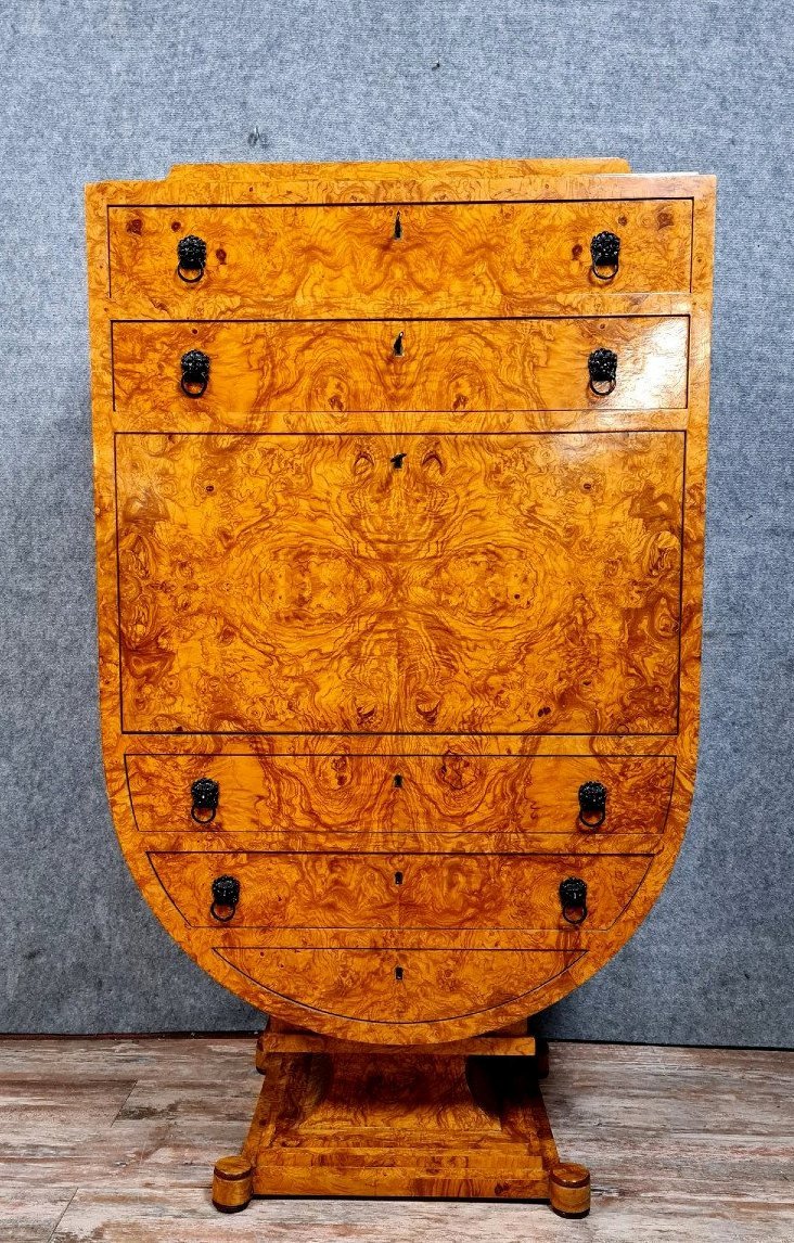 Secrétaire tulipe ou lyre Biedermeier en loupe de bois clair.